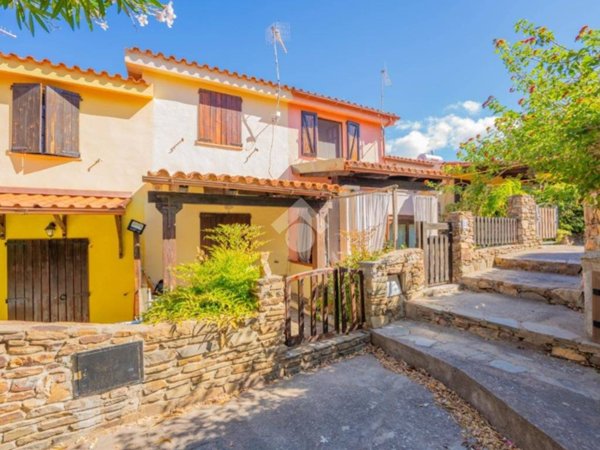 casa indipendente in vendita a San Teodoro(SS) in zona San Teodoro centro