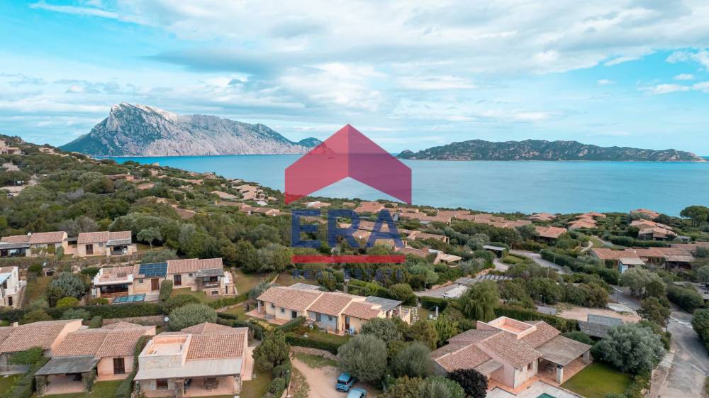 casa indipendente in vendita a San Teodoro(SS) in zona Monte Petrosu