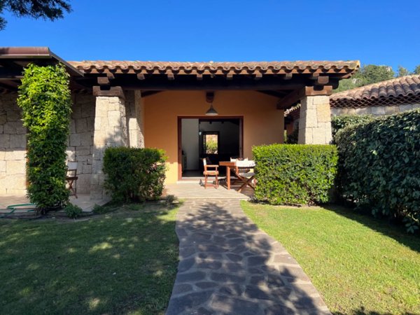 casa indipendente in vendita a San Teodoro(SS) in zona Capo Coda Cavallo