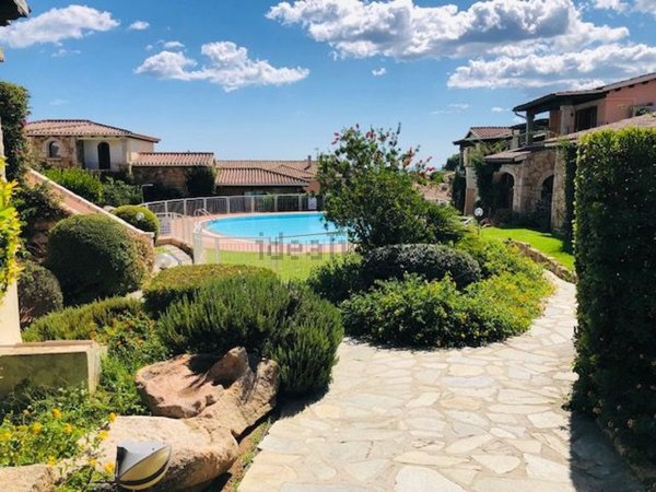 appartamento in vendita a San Teodoro(SS) in zona Monte Petrosu