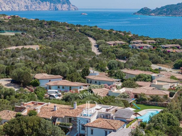 casa indipendente in vendita a San Teodoro(SS)