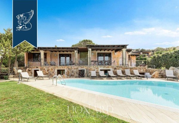 casa indipendente in vendita a San Teodoro(SS) in zona Capo Coda Cavallo