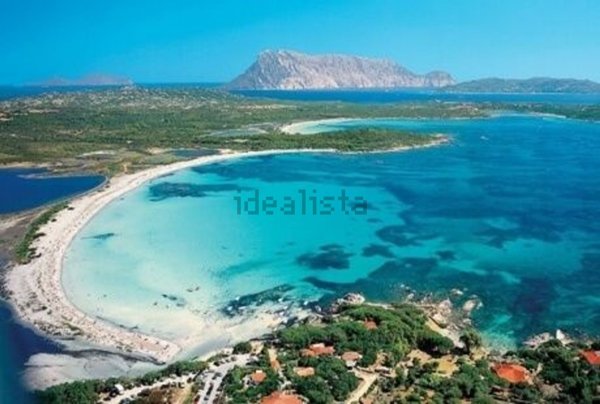 casa indipendente in vendita a San Teodoro(SS)