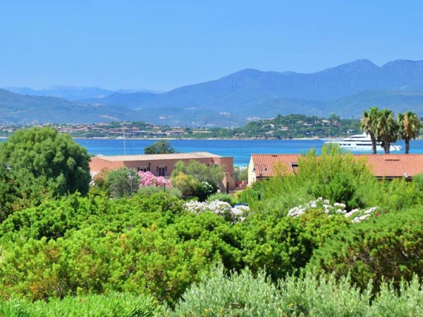 appartamento in vendita a San Teodoro(SS) in zona Capo Coda Cavallo