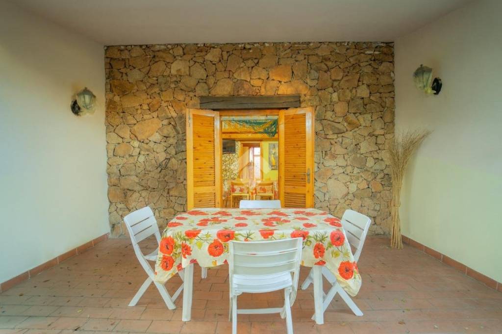 casa indipendente in vendita a San Teodoro(SS) in zona San Teodoro centro