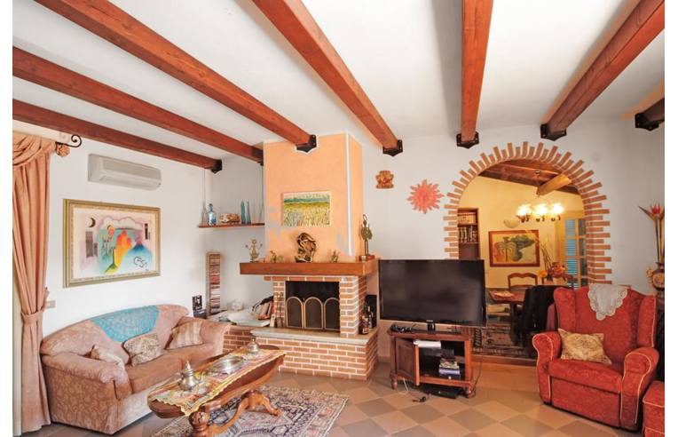 casa indipendente in vendita a San Teodoro(SS)