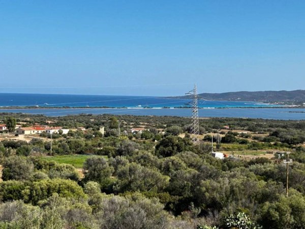 appartamento in vendita a San Teodoro(SS) in zona Lu Fraili