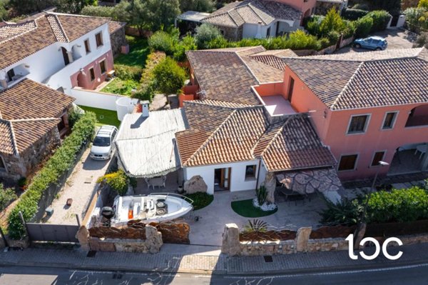 casa indipendente in vendita a San Teodoro(SS) in zona San Teodoro centro