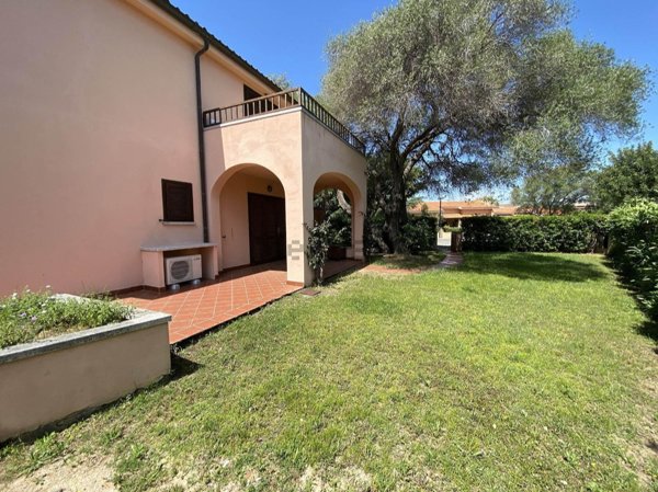 appartamento in vendita a San Teodoro(SS) in zona La Cinta