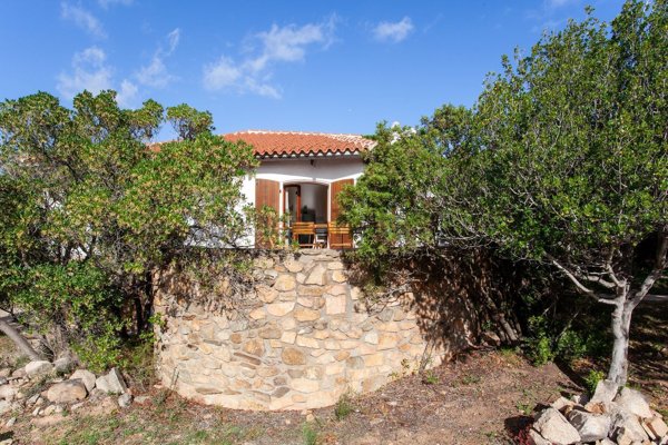 casa indipendente in vendita a San Teodoro(SS) in zona Lu Impostu