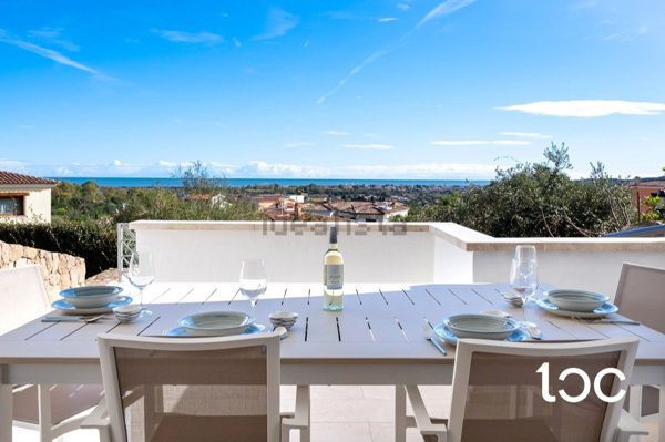 casa indipendente in vendita a San Teodoro(SS) in zona Suaredda / La Traversa