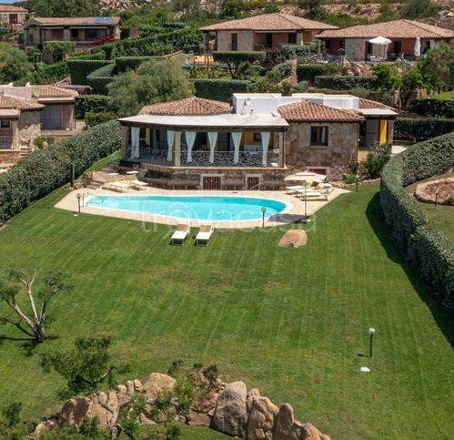 casa indipendente in vendita a San Teodoro(SS) in zona Capo Coda Cavallo