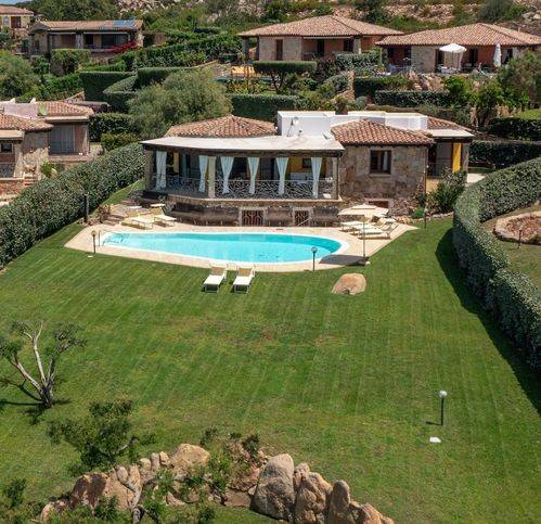 casa indipendente in vendita a San Teodoro(SS) in zona Capo Coda Cavallo
