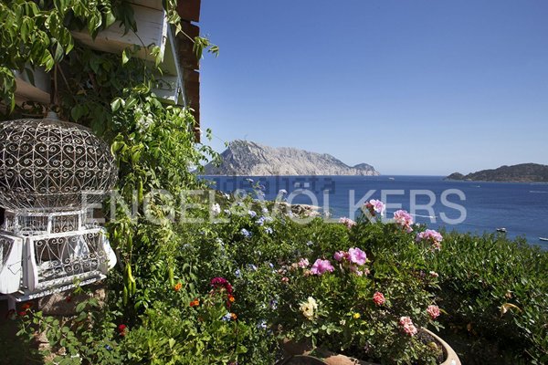 casa indipendente in vendita a San Teodoro(SS)