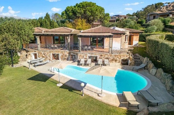 casa indipendente in vendita a San Teodoro(SS) in zona Capo Coda Cavallo