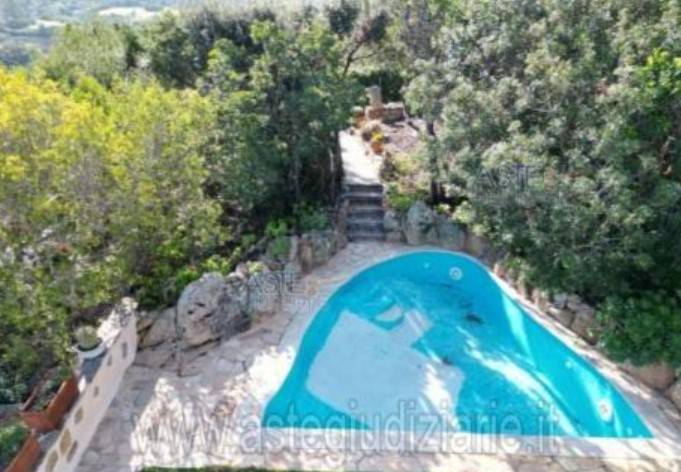 casa indipendente in vendita a San Teodoro(SS) in zona Monte Petrosu