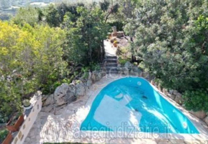 appartamento in vendita a San Teodoro(SS) in zona Monte Petrosu