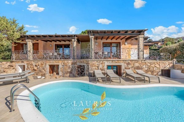 casa indipendente in vendita a San Teodoro(SS) in zona Capo Coda Cavallo