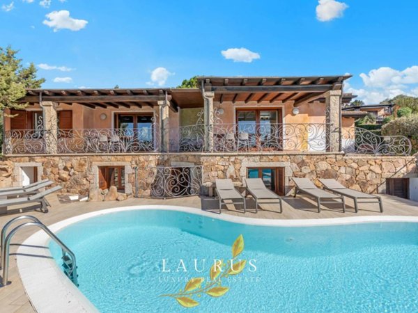 casa indipendente in vendita a San Teodoro(SS) in zona Capo Coda Cavallo