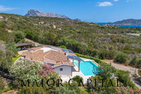 casa indipendente in vendita a San Teodoro(SS) in zona Monte Petrosu