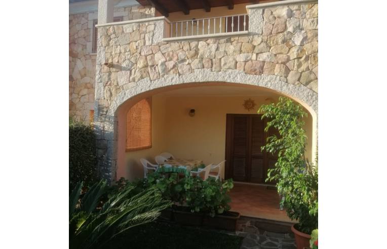 casa indipendente in vendita a San Teodoro(SS) in zona Suaredda / La Traversa