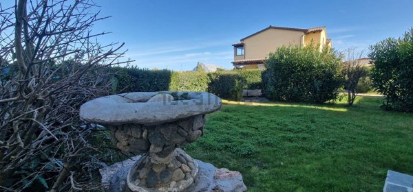 appartamento in vendita a San Teodoro(SS) in zona Monte Petrosu