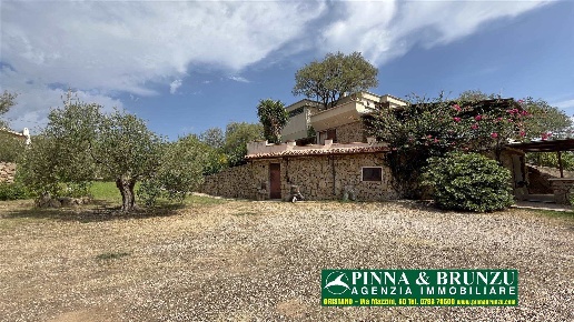 casa indipendente in vendita a San Teodoro(SS) in zona La Cinta