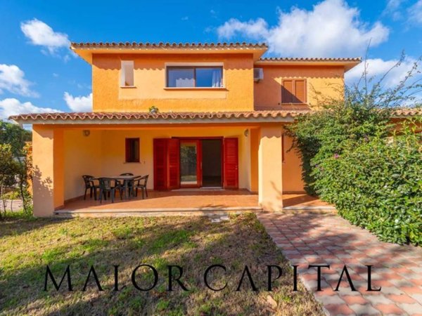 casa indipendente in vendita a San Teodoro(SS) in zona San Teodoro centro