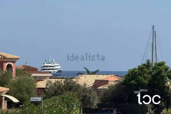 casa indipendente in vendita a San Teodoro(SS) in zona La Cinta