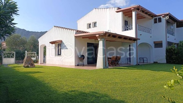 casa indipendente in vendita a San Teodoro(SS) in zona San Teodoro centro