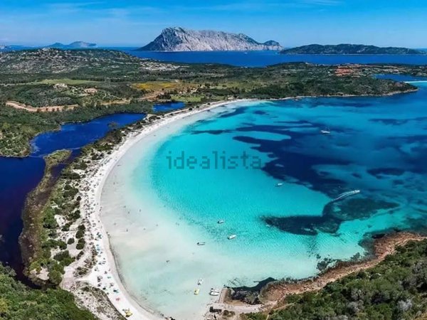 appartamento in vendita a San Teodoro(SS) in zona Lu Impostu