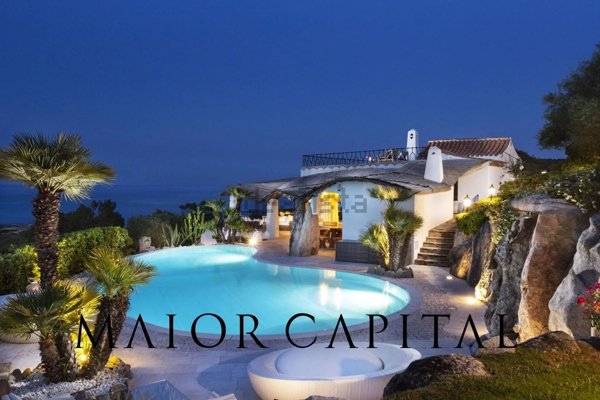 casa indipendente in vendita a San Teodoro(SS) in zona Costa Caddu