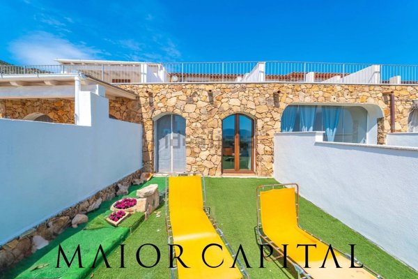 casa indipendente in vendita a San Teodoro(SS) in zona Capo Coda Cavallo