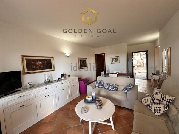 appartamento in vendita a San Teodoro(SS) in zona Lu Fraili