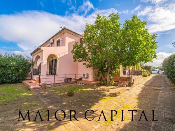 casa indipendente in vendita a San Teodoro(SS) in zona Monte Petrosu