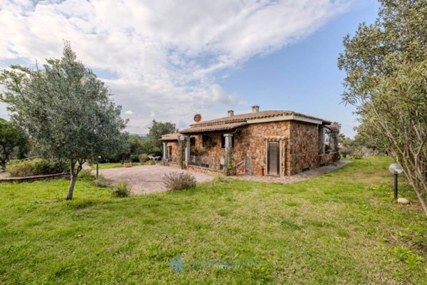 appartamento in vendita a San Teodoro(SS) in zona Lu Miriacheddu