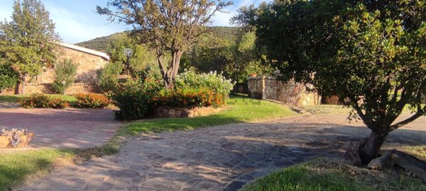 casa indipendente in vendita a San Teodoro(SS) in zona Lu Miriacheddu