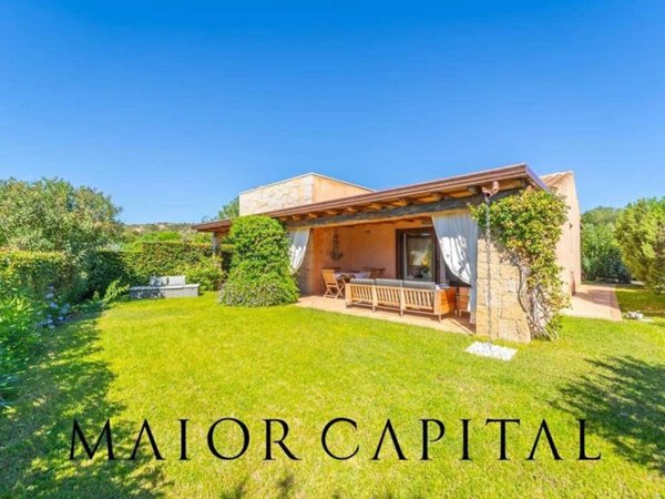 casa indipendente in vendita a San Teodoro(SS) in zona Monte Petrosu