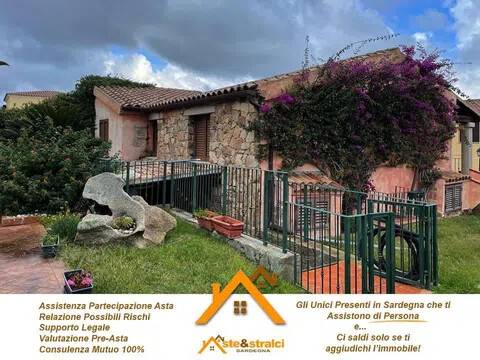 appartamento in vendita a San Teodoro(SS) in zona Lu Fraili