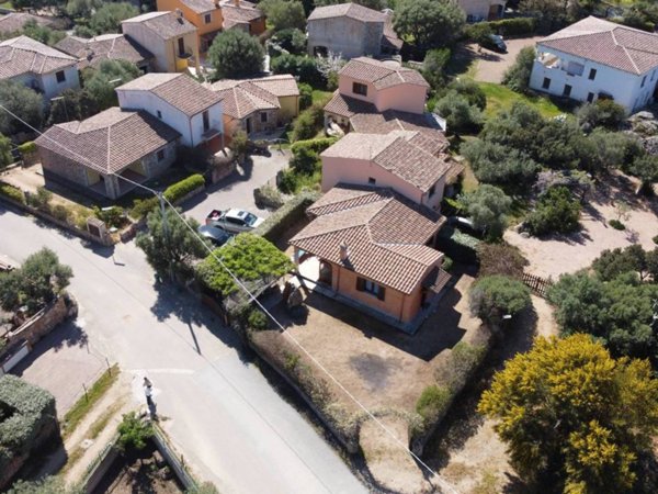 casa indipendente in vendita a San Teodoro(SS) in zona Nuragheddu