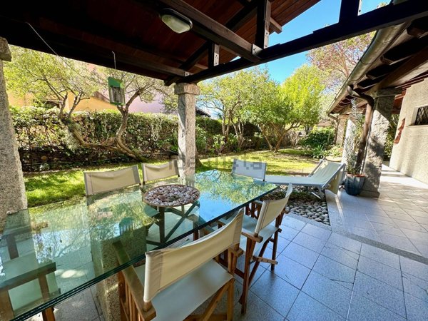 casa indipendente in vendita a San Teodoro(SS)