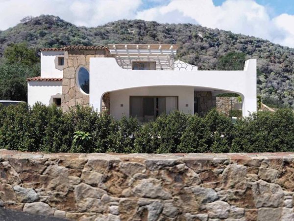 casa indipendente in vendita a San Teodoro(SS) in zona Suaredda / La Traversa