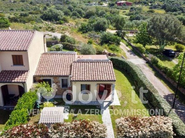 casa indipendente in vendita a San Teodoro(SS) in zona Lu Fraili
