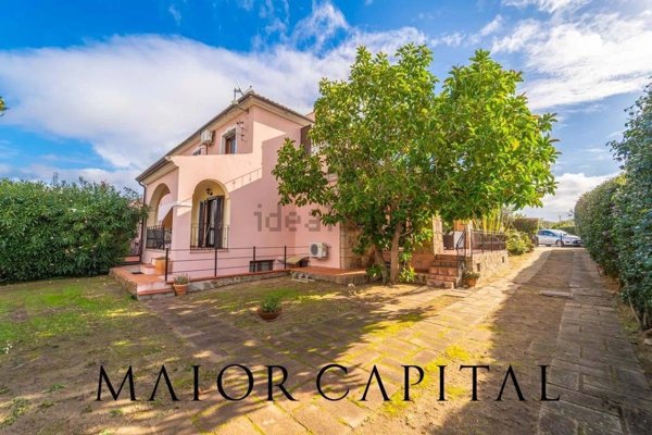 casa indipendente in vendita a San Teodoro(SS) in zona San Teodoro centro