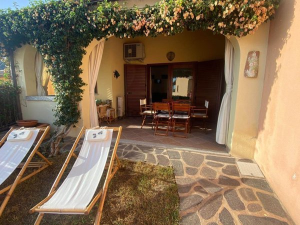 casa indipendente in vendita a San Teodoro(SS) in zona Buddittogliu Straulas