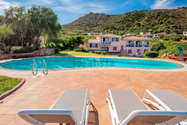 casa indipendente in vendita a San Teodoro(SS)