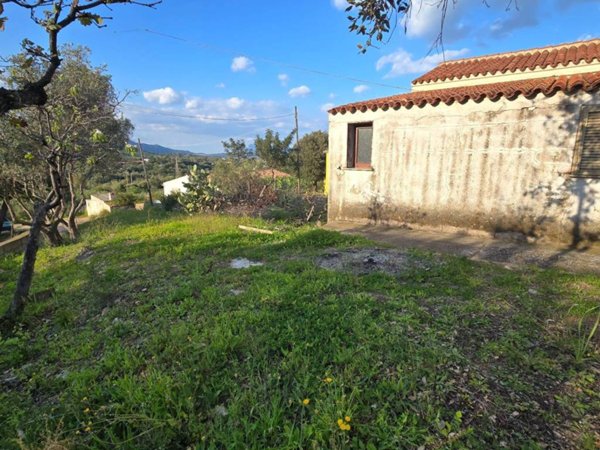 casa indipendente in vendita a San Teodoro(SS)