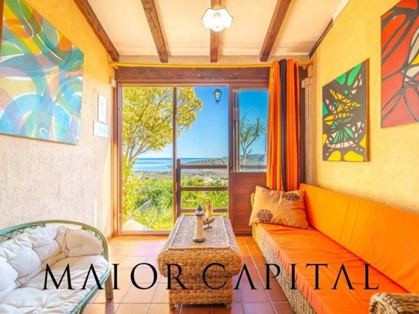 casa indipendente in vendita a San Teodoro(SS) in zona San Teodoro centro
