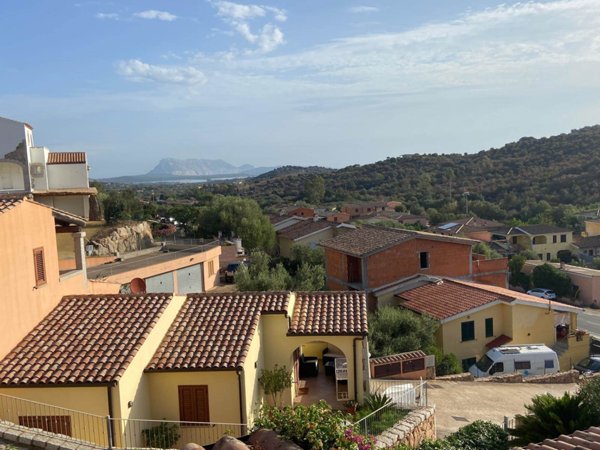 casa indipendente in vendita a San Teodoro(SS) in zona Buddittogliu Straulas