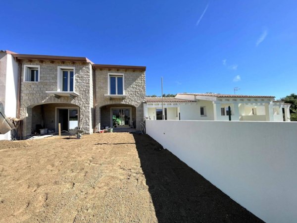 appartamento in vendita a San Teodoro(SS) in zona Badualga / La Runcina
